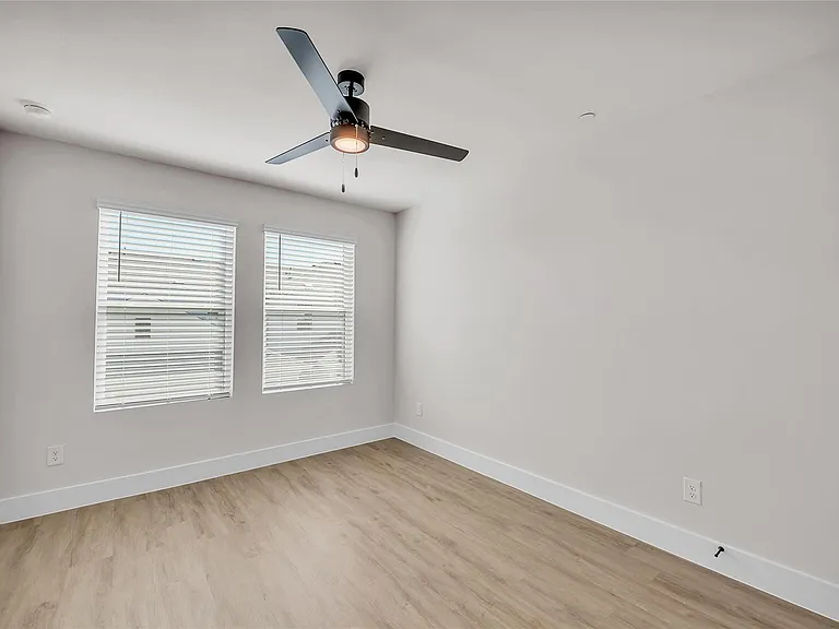 9312 Curious Squirrel St — Photo 18
