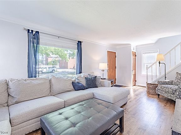 5th image of 3342 W 155th St