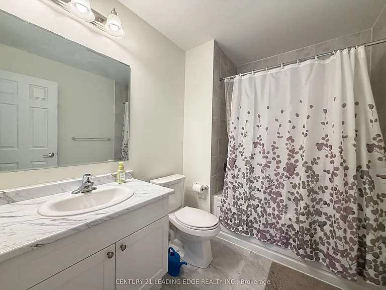 70 Lockyer Dr — Photo 22