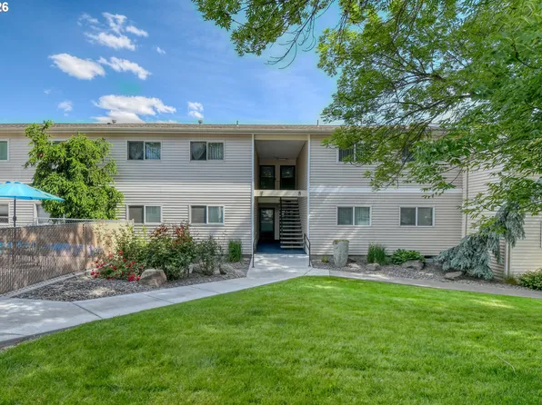 1900 NW Carden Ave APT 16, Pendleton, OR 97801
