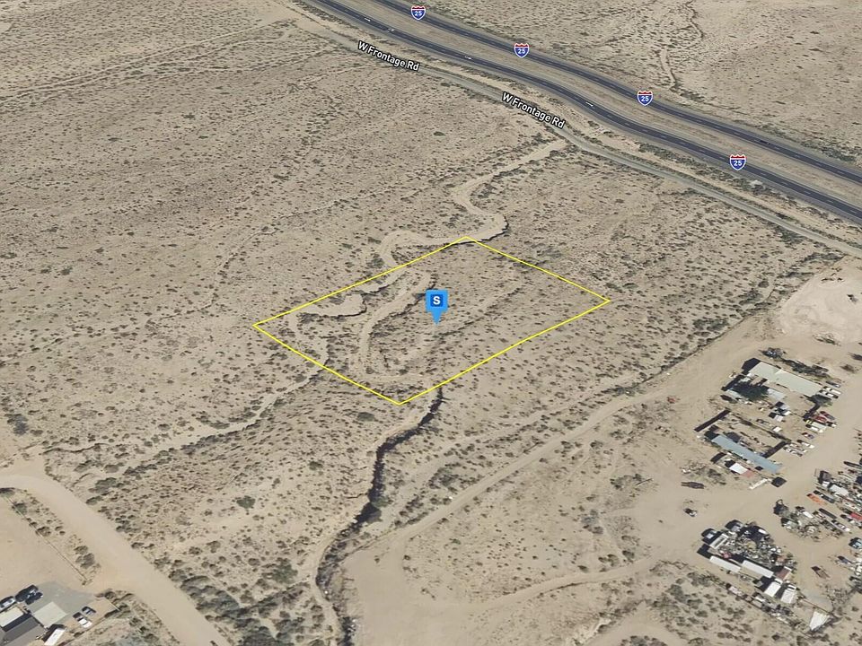2nd image of 20 Estancia Rd