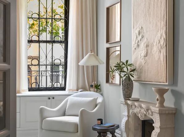 222 East 11th Street image 24 of 30