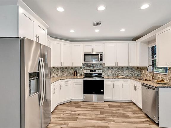 5th image of 2503 Bucknell Dr