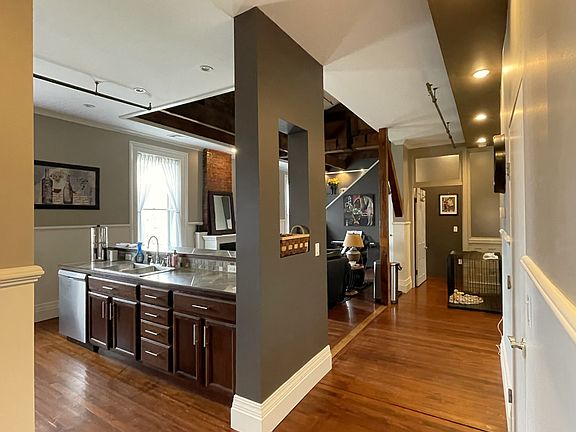 Apartment Entry Hall