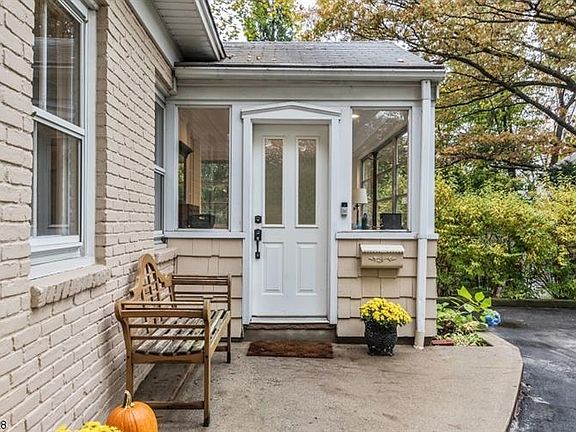 2nd image of 203 Glen Ave