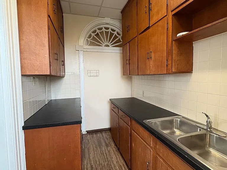 110 Langhorne Ln #4 — Photo 7