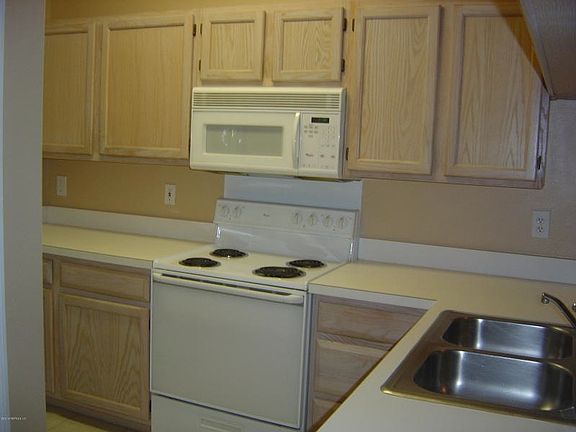 5th image of 120 Veracruz Dr Unit 834