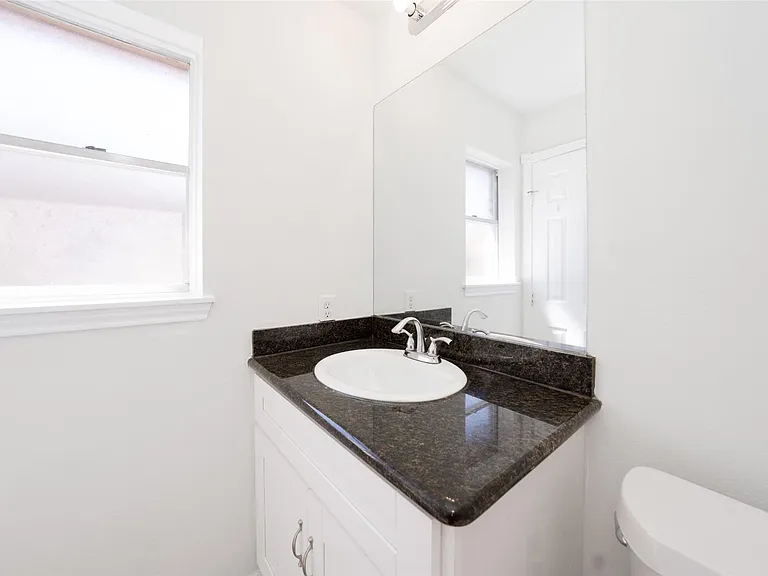 5375 Little John Ln — Photo 12
