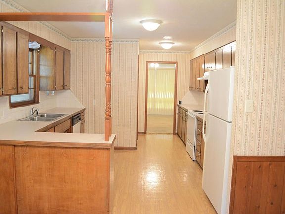 5th image of 504 N Belview Ave