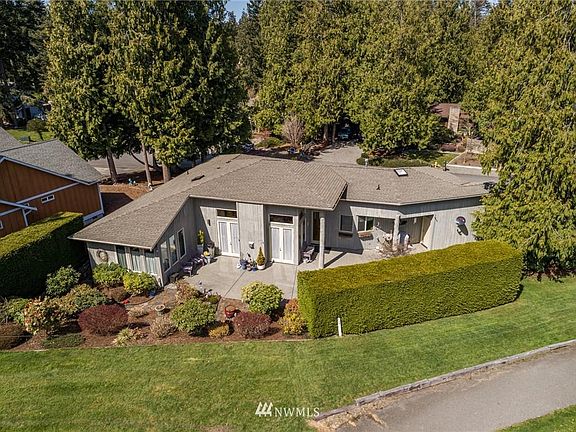2nd image of 165 Madigan Pl