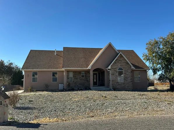 135 S Trevino Dr, Pueblo West, CO 81007