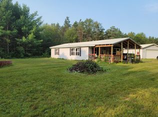 23933 Redder Ln, Newaygo, MI 49337