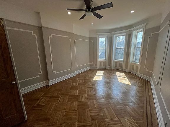 3rd image of 258 Midwood St Floor 2