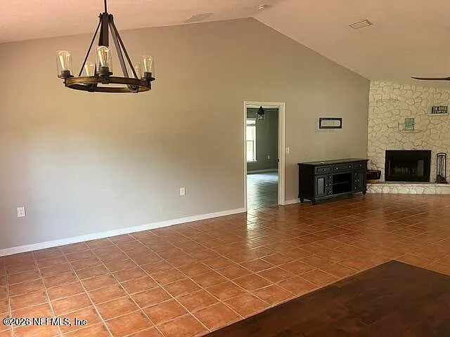 3 bed, 2.5 bath, 2540 sqft, $2,500 — Photo 4
