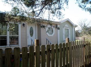 147 Whispering Pines Dr, Bastrop, TX 78602