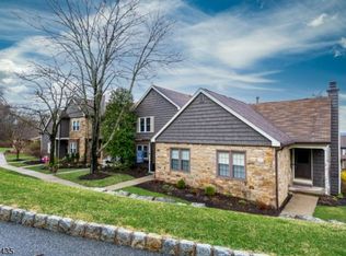 7 Purple Martin Dr, Hackettstown, NJ 07840