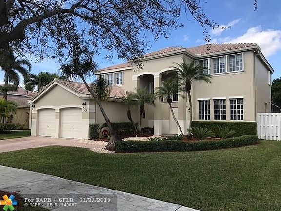 2nd image of 704 Heritage Way