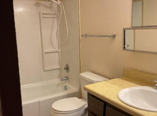 206 Meadows Rd N APT 5, Bourbonnais, IL 60914