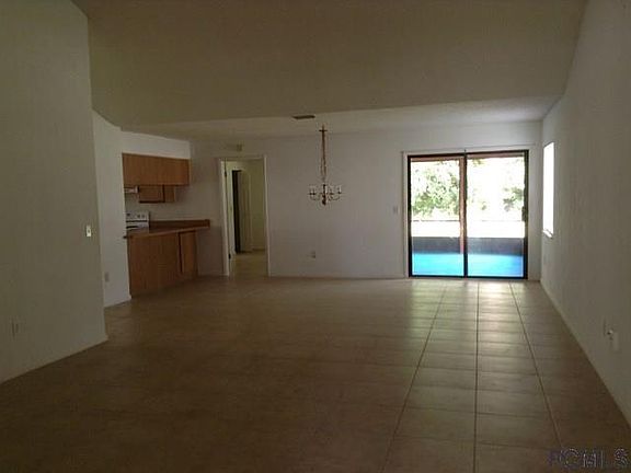 2nd image of 10 Wayland Pl