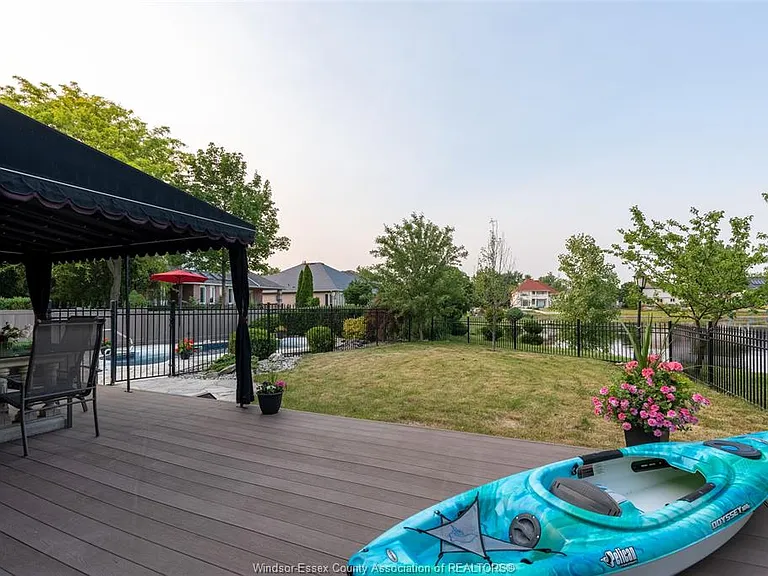824 Lake Trail Dr — Photo 43