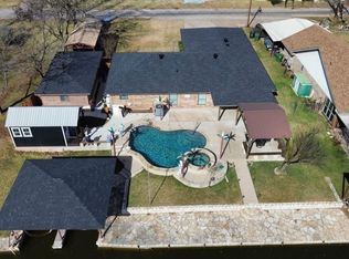 3702 Lake Vista Ct, Granbury, TX 76049