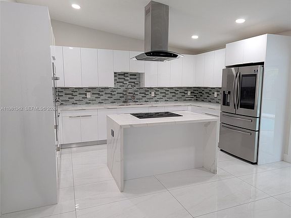 5th image of 13925 SW 158th Ter