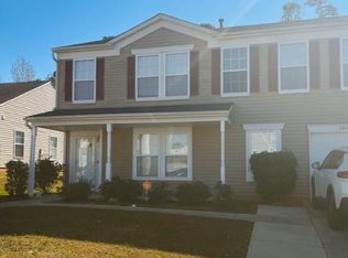 3200 Pikes Peak Dr, Gastonia, NC 28052