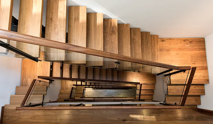 Sold by Compass | media 17