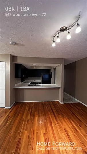 562 Woodland Ave #72 — Photo 5
