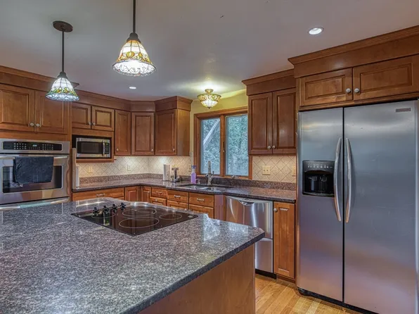 28 Brian Dr, Brockton, MA 02301