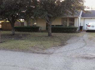 110 Donaghey St, Trenton, TX 75490