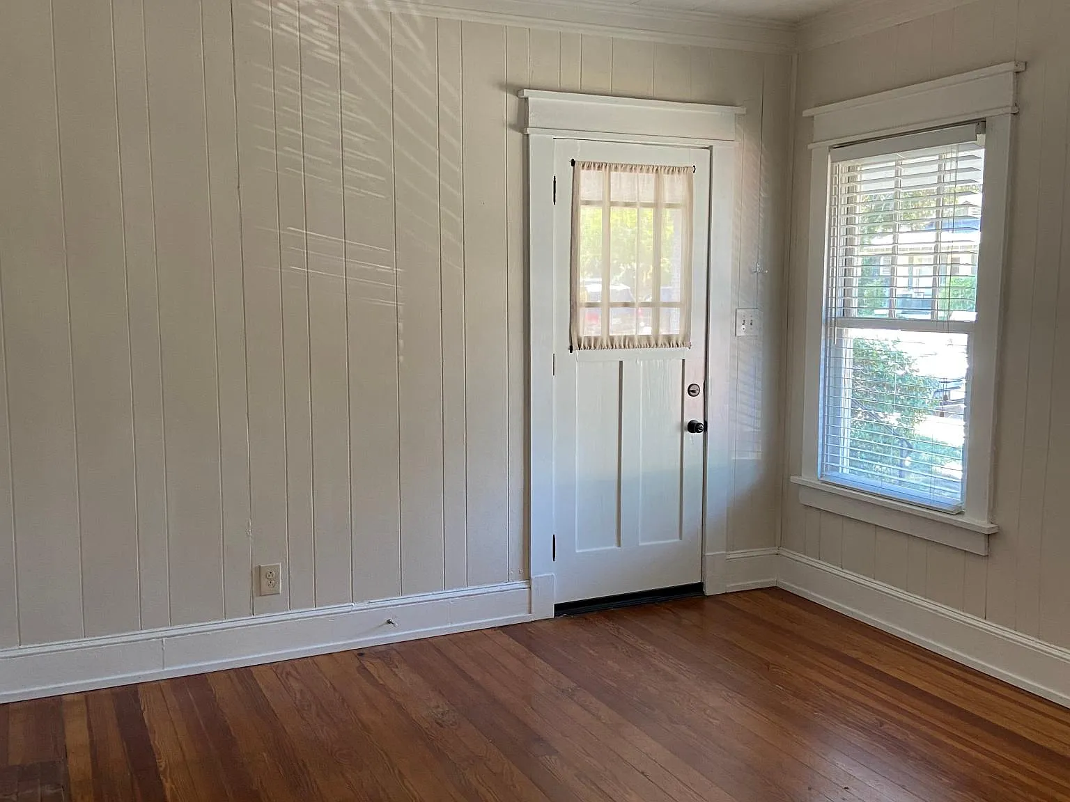 1 bed, 700 sqft, $950 — Photo 4