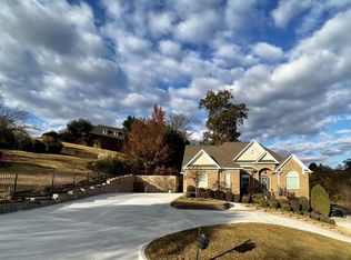 1086 Heritage Dr, Guntersville, AL 35976