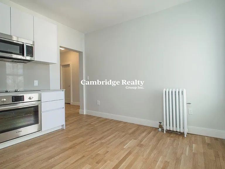 35 South St #4T — Photo 2