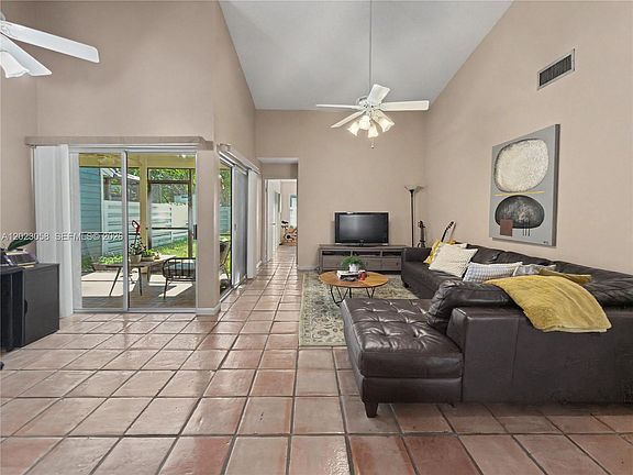 4th image of 14609 SW 143rd Place Cir