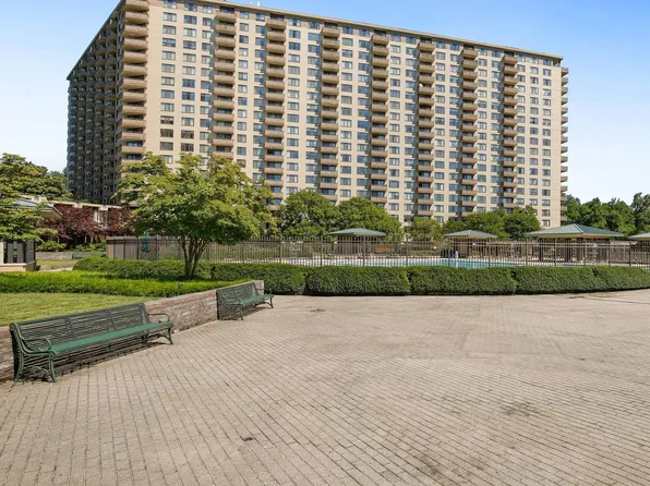 5225 Pooks Hill Rd APT 519N, Bethesda, MD 20814