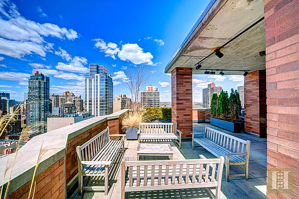 Sold by Halstead Real Estate | media 6