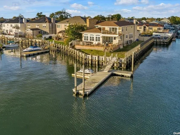 561 Bothner Street, Oceanside, NY 11572