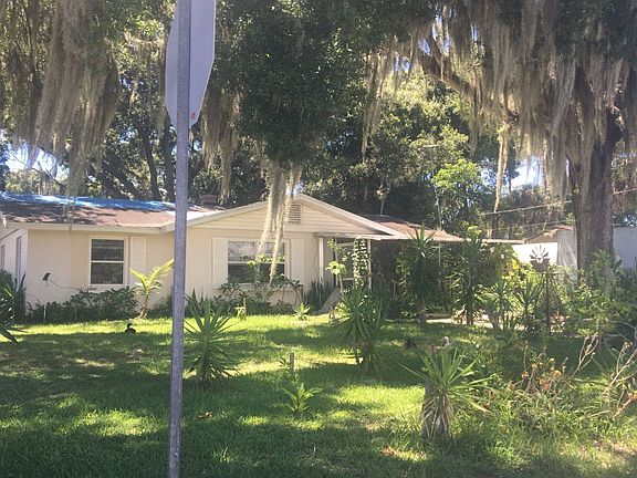 2nd image of 213 S College St
