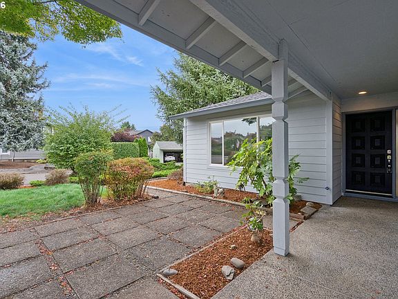 5th image of 15910 SW Oak Meadow Ln