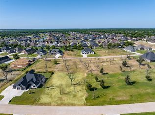 2711 Village Rd, Granbury, TX 76049