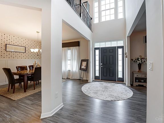 5th image of 2537 Rosings Park