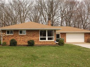 345 Maplewood Dr, Alliance, OH 44601