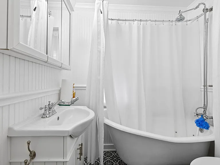 4018 Blue Bonnet Blvd #A — Photo 20