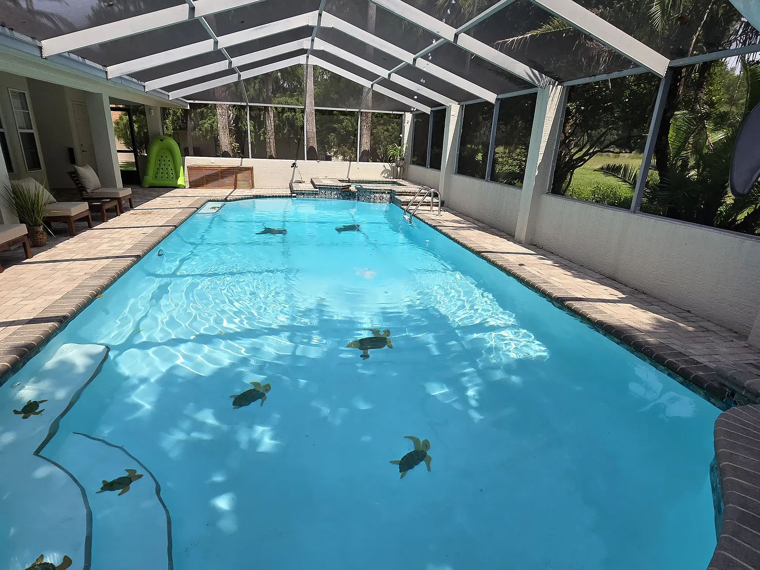 4 bed, 3346 sqft, $6,300 — Photo 4