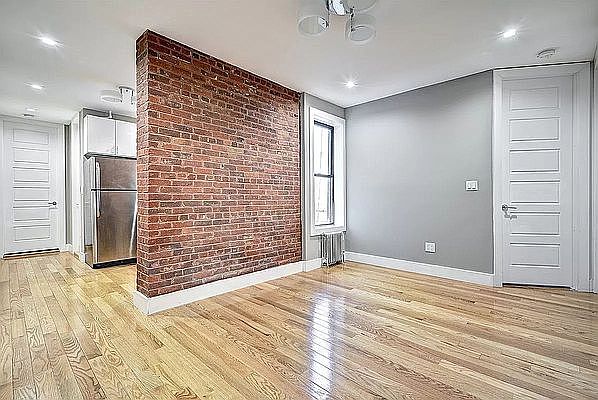 1st image of 403 W 205th St APT 34