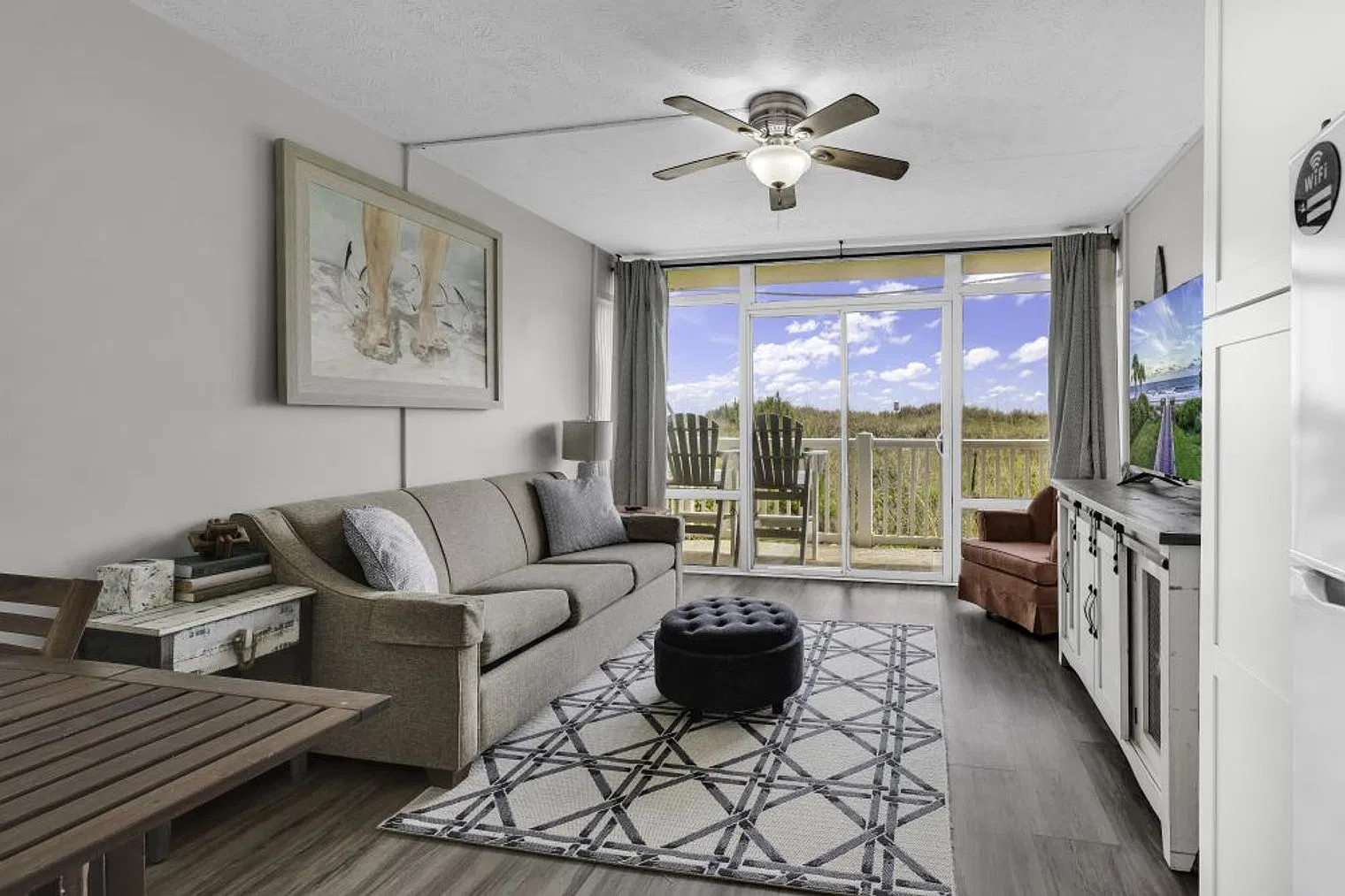 1 bed, 1.0 bath, 398 sqft, $2,820 — Photo 1