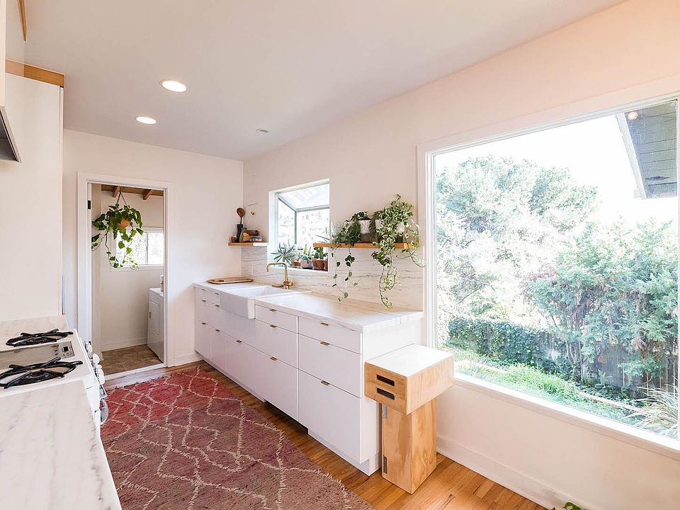 1st image of 317 W Avenue 41