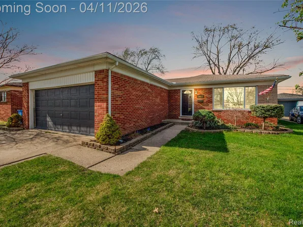 14615 Masonic Blvd, Warren, MI 48088