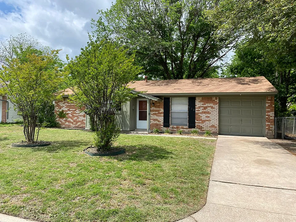 712 SW Southridge Dr